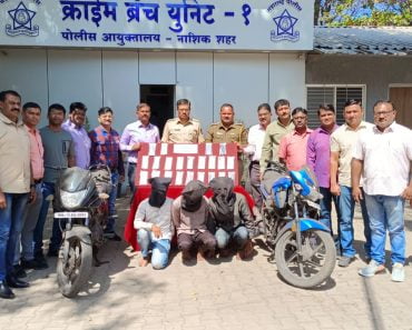 рдирд╛рд╢рд┐рдХ: рдореМрдЬрдордЬреЗрд╕рд╛рдареА рд╡рд┐рджреНрдпрд╛рд░реНрдереА рдмрдирд▓реЗ Mobile Snatcher! рдореЛрдмрд╛рдИрд▓ рдЦреЗрдЪрдгрд╛рд▒реНрдпрд╛ рдЪреМрдШрд╛рдВрдирд╛ рдкрдХрдбрд▓реЗ рдирд╛рд╢рд┐рдХ: рдореМрдЬрдордЬреЗрд╕рд╛рдареА рд╡рд┐рджреНрдпрд╛рд░реНрдереА рдмрдирд▓реЗ Mobile Snatcher! рдореЛрдмрд╛рдИрд▓ рдЦреЗрдЪрдгрд╛рд▒реНрдпрд╛ рдЪреМрдШрд╛рдВрдирд╛ рдкрдХрдбрд▓реЗ