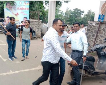 नाशिकला सलग दुसऱ्या दिवशीही रोड-रोमिओंना पोलिसांचा दणका
