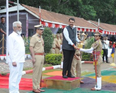 рд╕рд╛рдпрдмрд░ рд╡ рдЖрд░реНрдерд┐рдХ рдЧреБрдиреНрд╣реЗрдЧрд╛рд░реА рдореЛрдбреАрдд рдХрд╛рдврдгреНрдпрд╛рд╕рд╛рдареА рд╕рджреИрд╡ рд╕рдЬреНрдЬ рд░рд╣рд╛- рдЙрдкрдореБрдЦреНрдпрдордВрддреНрд░реА рджреЗрд╡реЗрдВрджреНрд░ рдлрдбрдгрд╡реАрд╕ рд╕рд╛рдпрдмрд░ рд╡ рдЖрд░реНрдерд┐рдХ рдЧреБрдиреНрд╣реЗрдЧрд╛рд░реА рдореЛрдбреАрдд рдХрд╛рдврдгреНрдпрд╛рд╕рд╛рдареА рд╕рджреИрд╡ рд╕рдЬреНрдЬ рд░рд╣рд╛- рдЙрдкрдореБрдЦреНрдпрдордВрддреНрд░реА рджреЗрд╡реЗрдВрджреНрд░ рдлрдбрдгрд╡реАрд╕