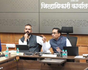 नाशिक: प्रशासकीय मान्यता मिळालेली कामे विहित कालावधीत पूर्ण करावीत- डॉ. प्रवीण गेडाम