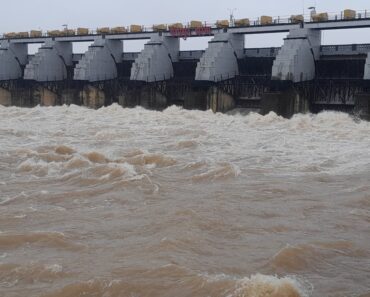 नाशिक: गंगापूर धरणाचा विसर्ग ८,१६० क्युसेकवर; बुधवारपासून तीन दिवस ‘यलो अलर्ट’
