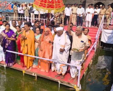 सिंहस्थ महाकुंभमेळा ध्वजारोहण सोहळा; रामतीर्थ येथे गंगापूजन व धार्मिक विधी