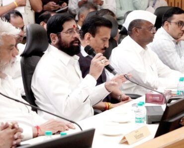 नाशिक: दुष्काळग्रस्त शेतकऱ्यांना मदत वेळेत मिळावी; सर्व यंत्रणांनी सतर्क राहावे- उपमुख्यमंत्री एकनाथ शिंदे